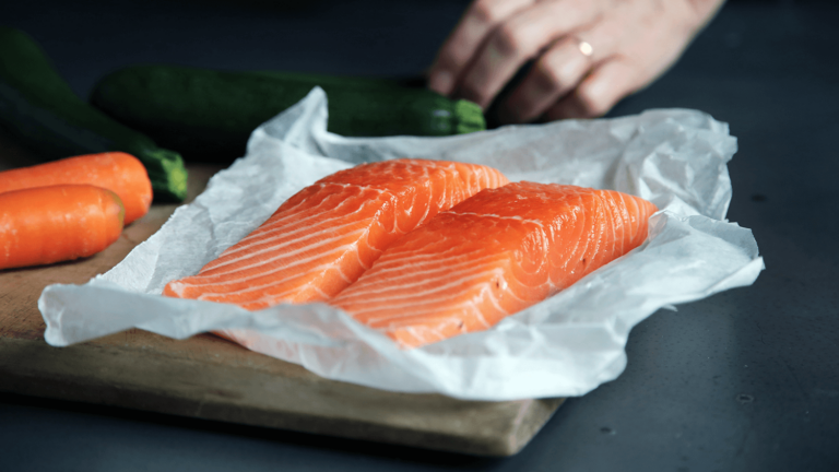 Restaurant in Sonthofen - Frischer Lachs in unserer Pizzeria in Sonthofen
